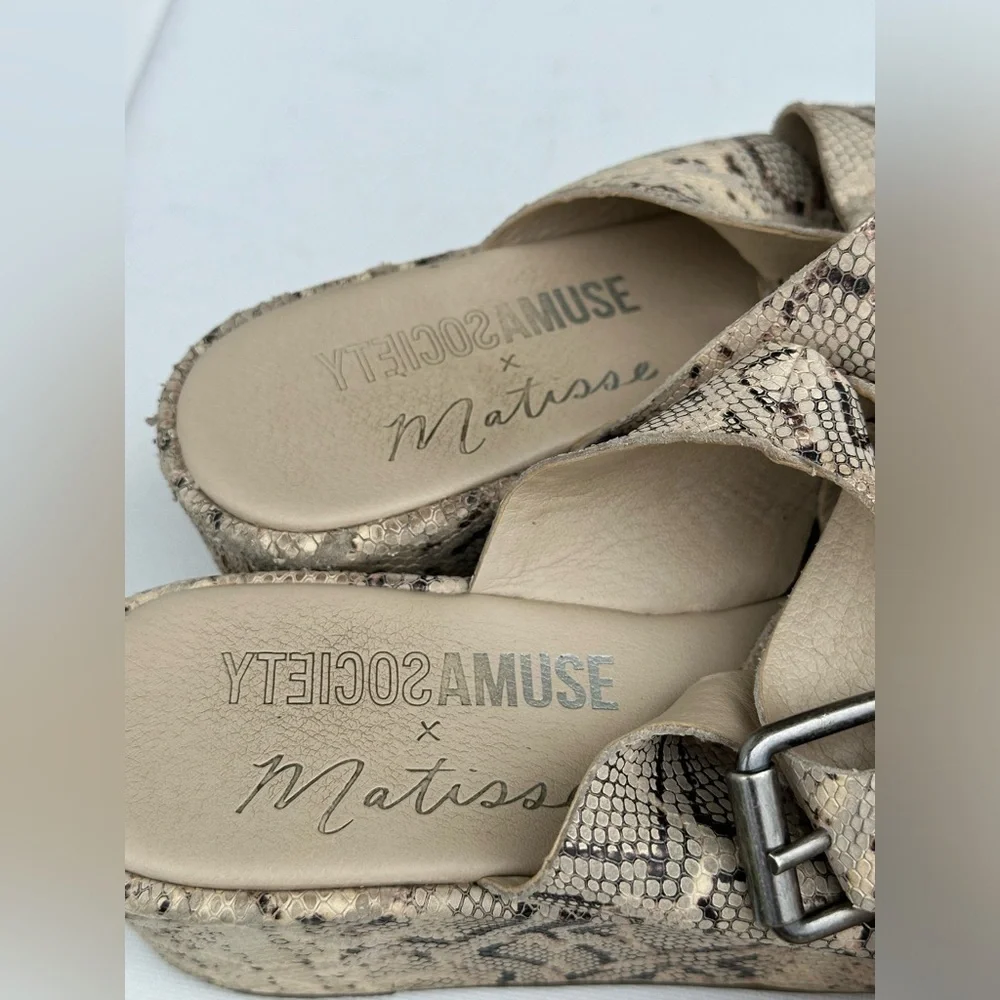 Matisse x SOCIETY AMUSE Women's Runaway Natural Snake size 7M
